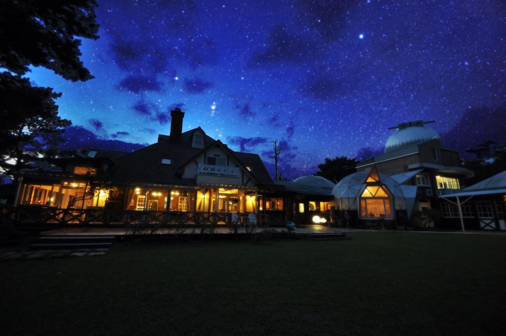 Отель Minami Aso Luna Observatory Auberge Mori No Atelier Minamiaso Экстерьер фото